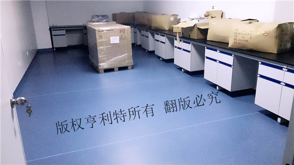 成年人免费看片建設時對實驗台安全間距要求有哪些？